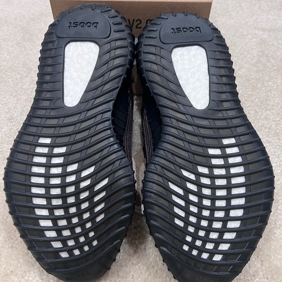 YZY 350 V2 CMPCT - Picture 3 of 4